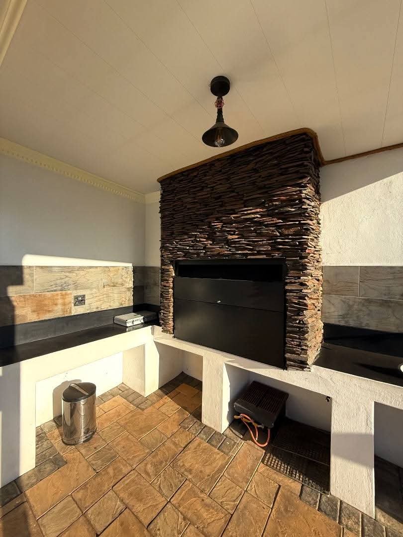 Commercial Property for Sale in Wilkoppies North West